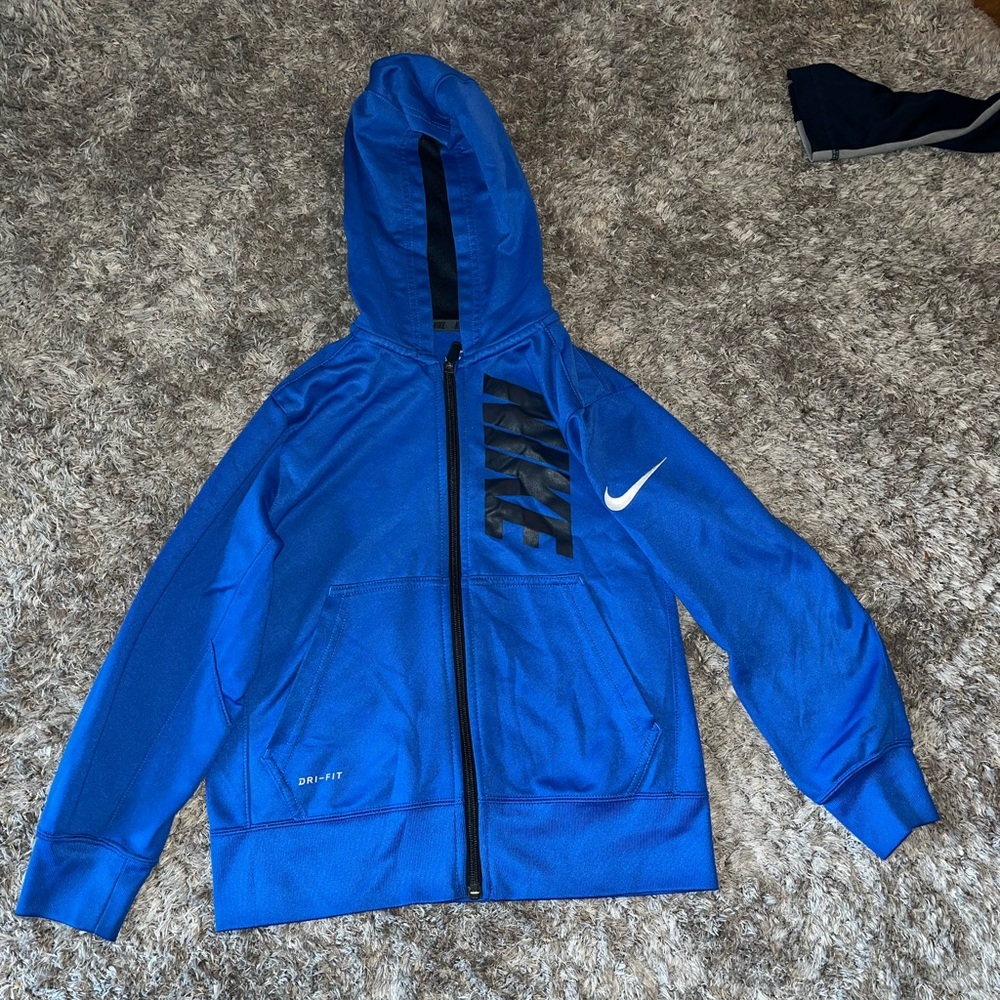Nike zip up hoodie